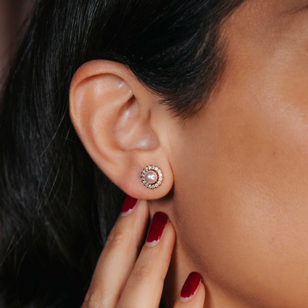 Colette pearl stud earrings – Rosaline