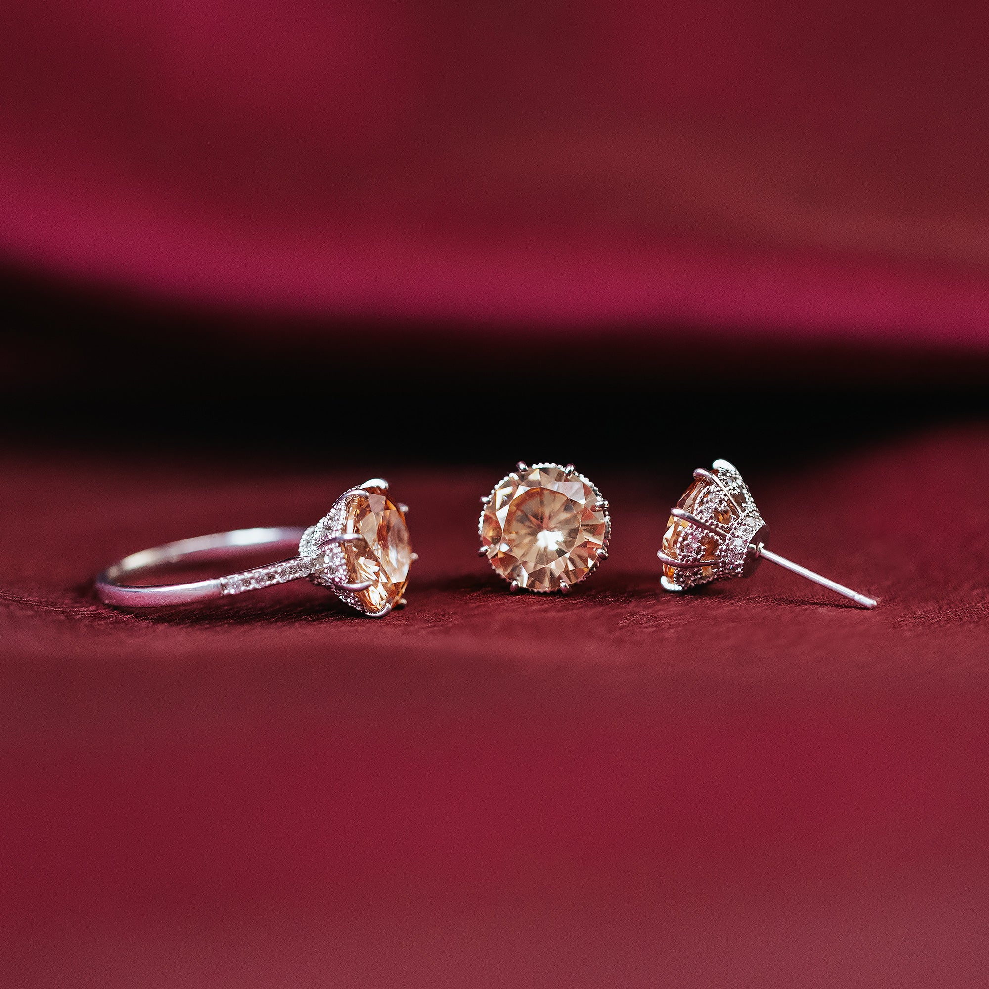 Elenora ring – Champagne (silver)