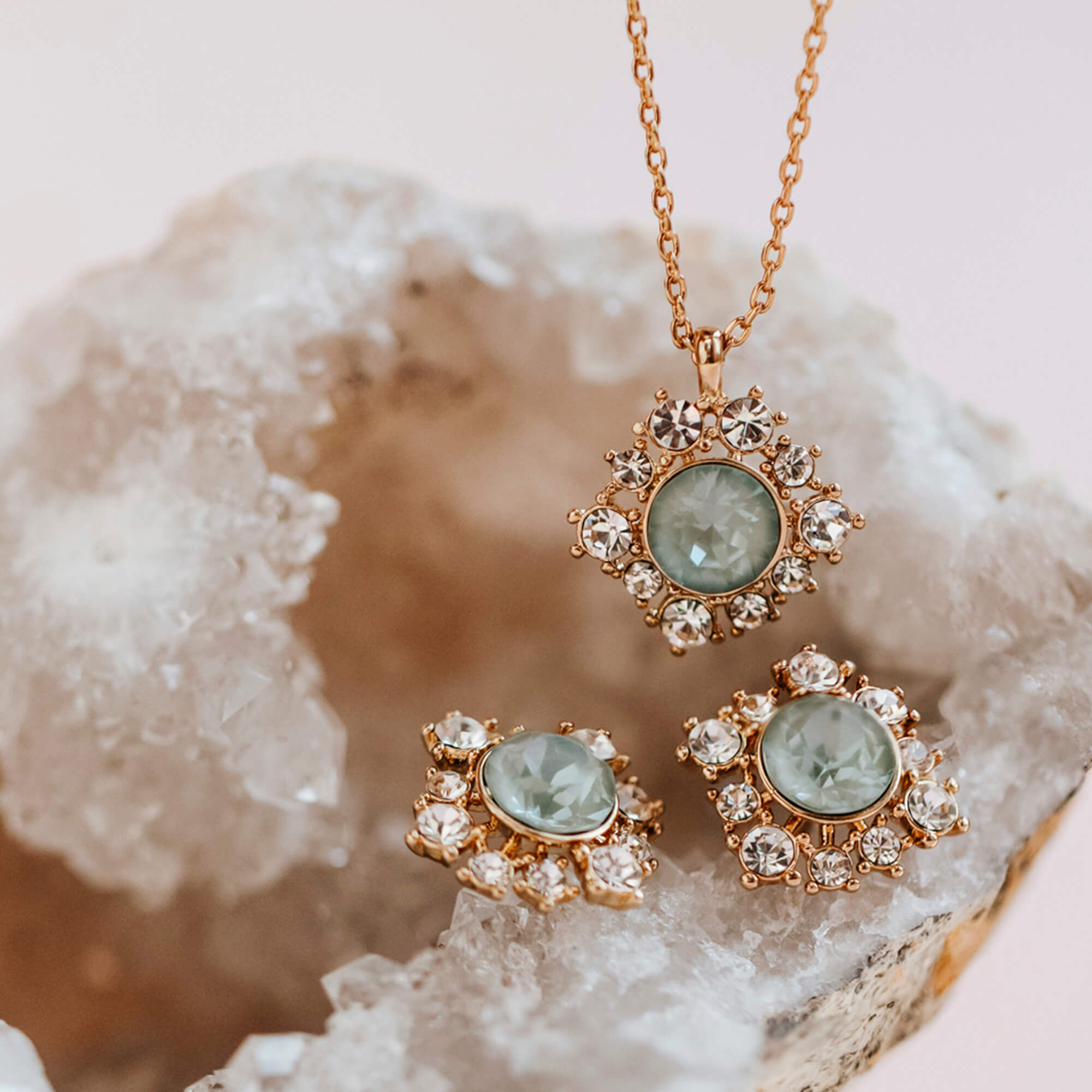 New Emily necklace – Agave / Ignite