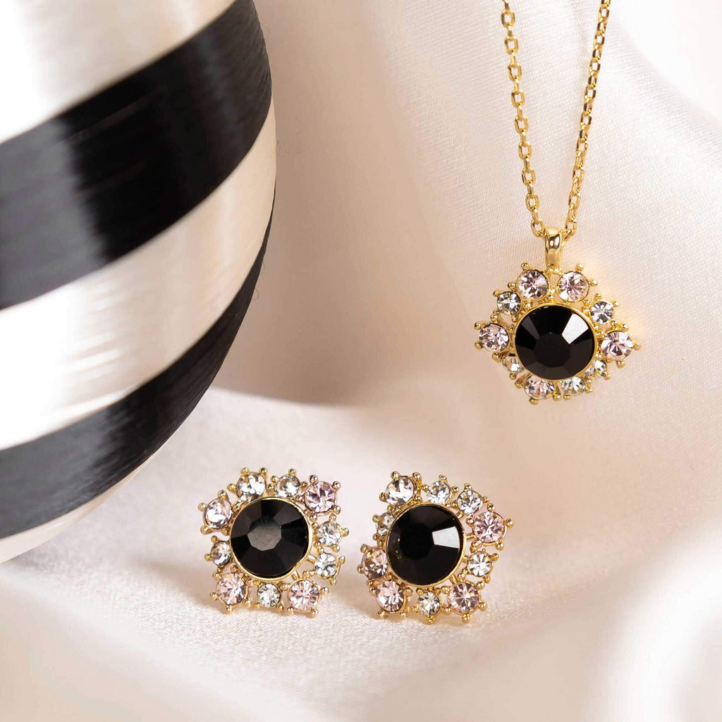 New Emily earrings – Jet