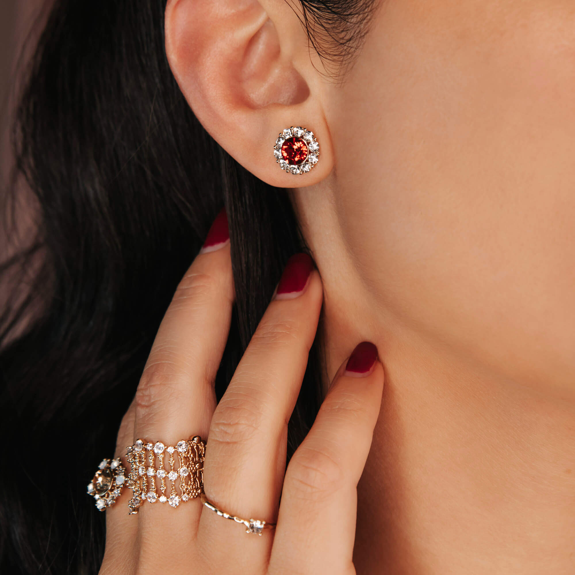 New Miss Sofia earrings – Scarlett red