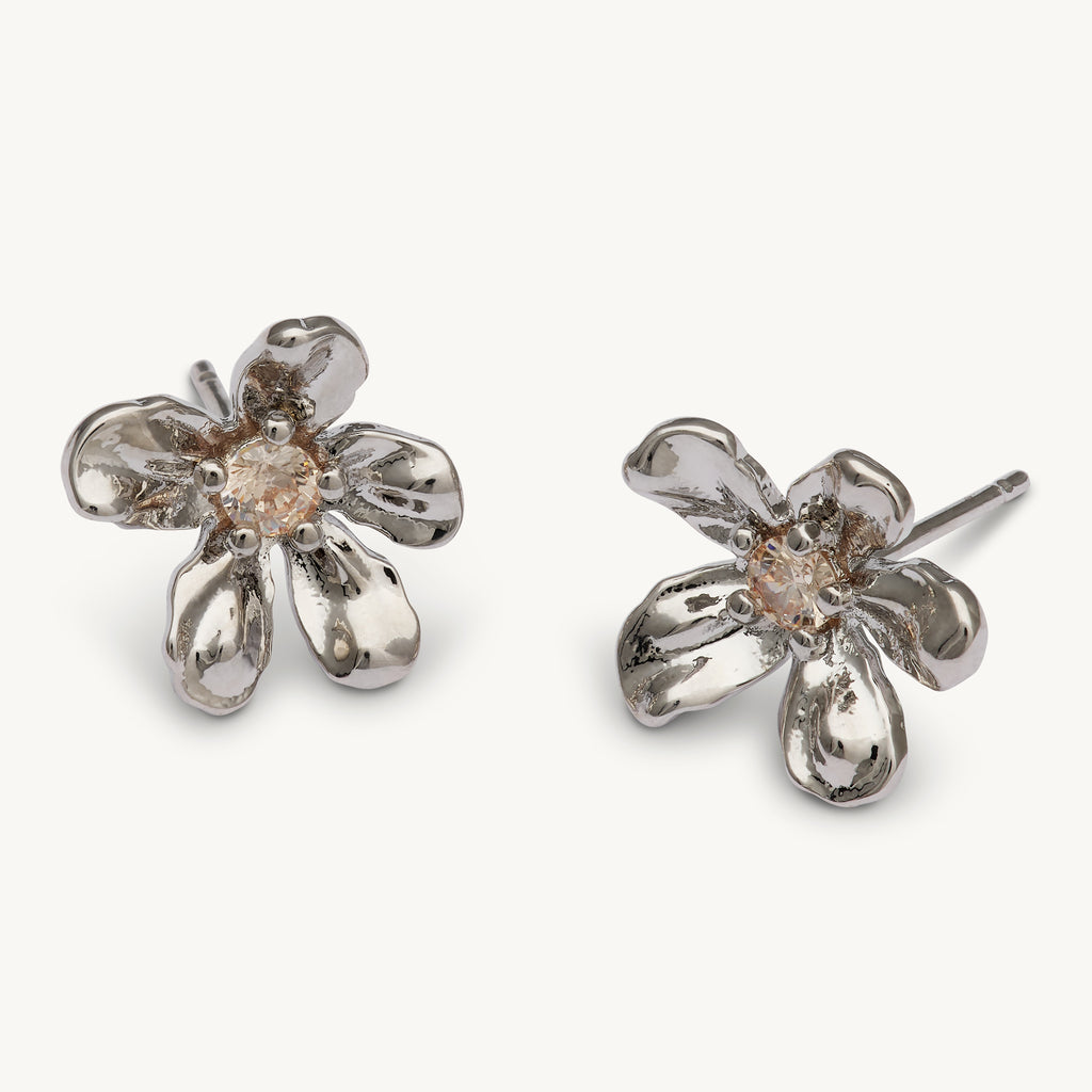 Petite Eponine stud earrings – Silver