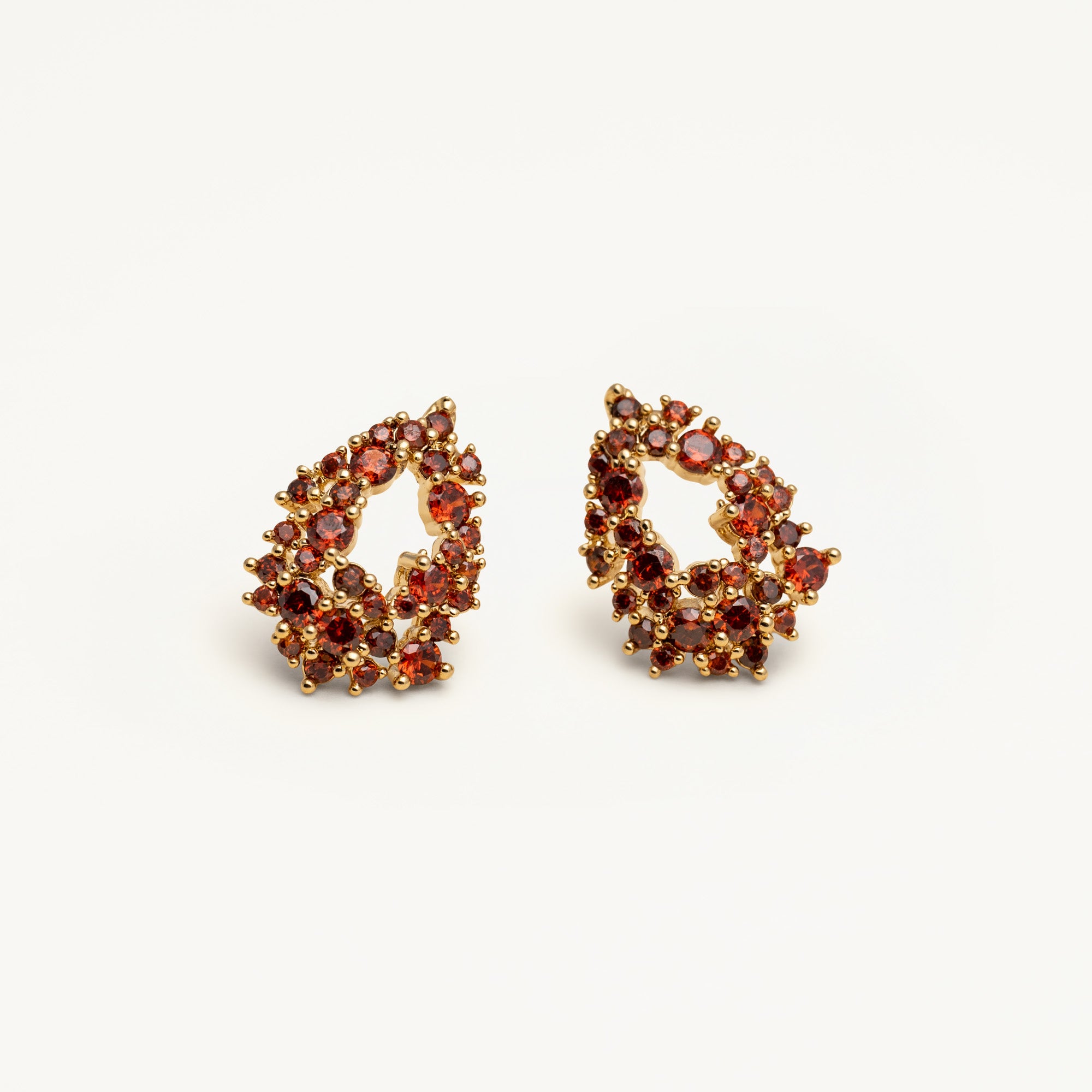Petite Miss Alice earrings – Garnet