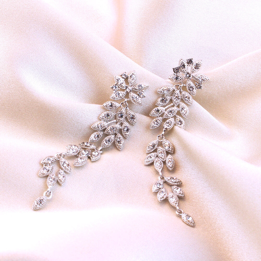 Petite Laurel earrings – Crystal